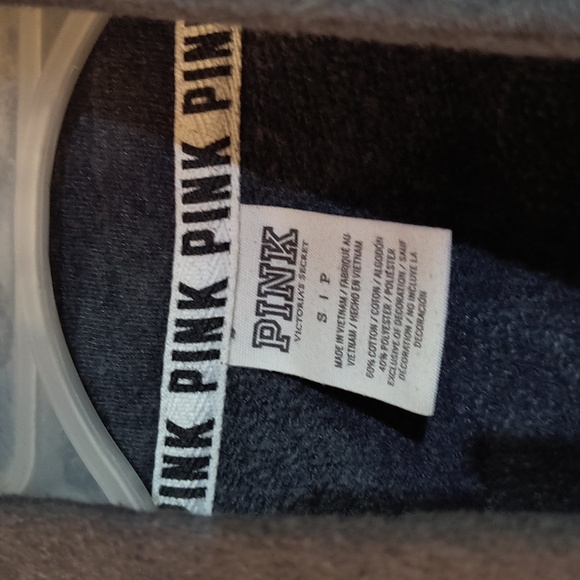 Sequined Pink Sweater - Picture 4 of 4